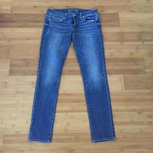 American Eagle Skinny Stretch-medium wash-8 reg