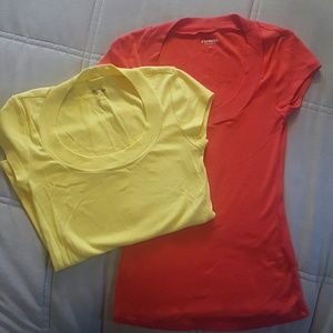 Express. 2 pack! Scoop neck tee. Salmon and yellow
