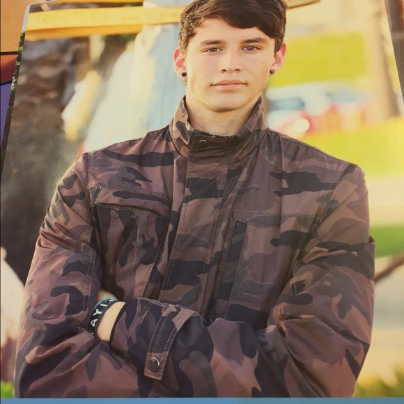 🎉Host Pick🎉 Brown Camo Jacket zipper & button💕 - Picture 1 of 4