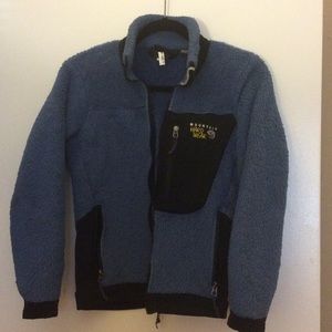 Mountain hardware jacket
