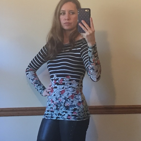 BCBGMAXAZRIA Agda top