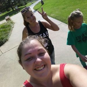 Meet your Posher, Crystal