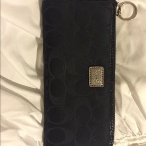 Coach Poppy wallet, black