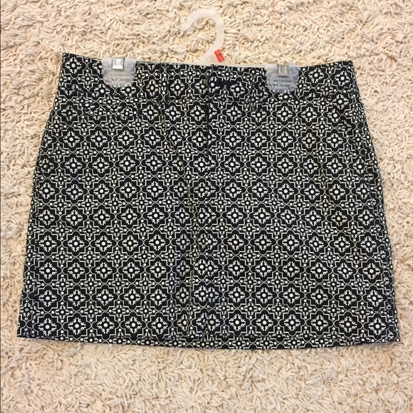 Old Navy mini skirt