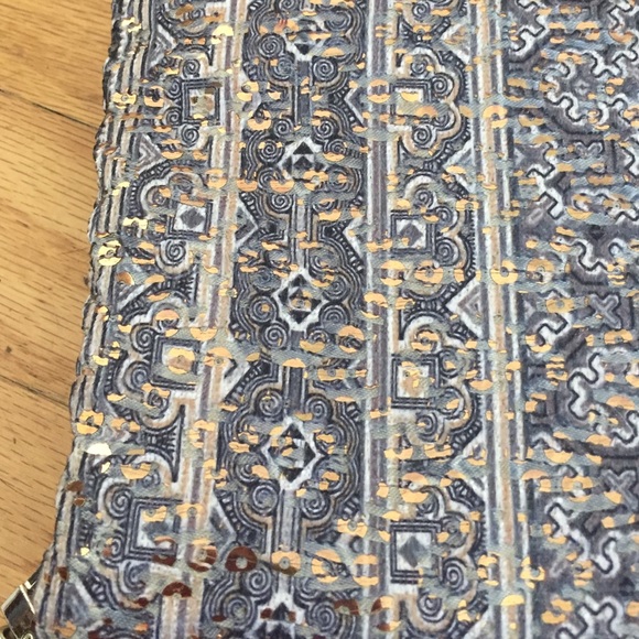 Clutch - Picture 2 of 4