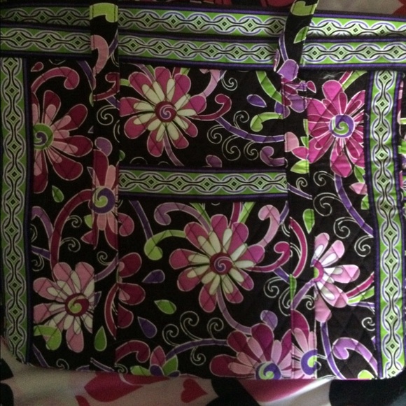 Vera Bradley Get Carried away Tote