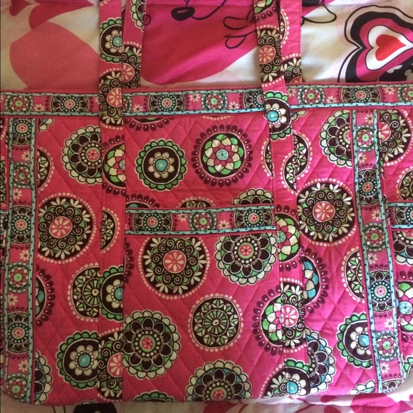 Vera Bradley Get Carried away Tote