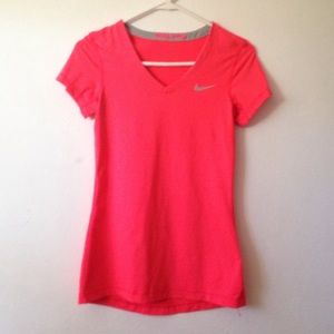 Nike pro fitted top