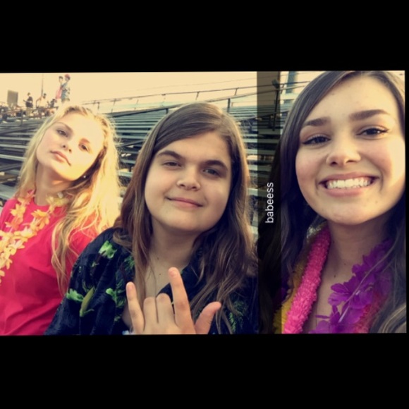 Meet your Posher, Holly