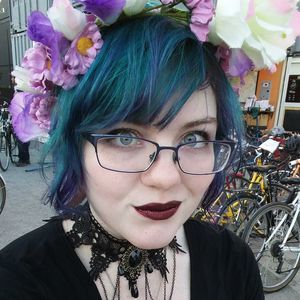 Meet your Posher, Izzy