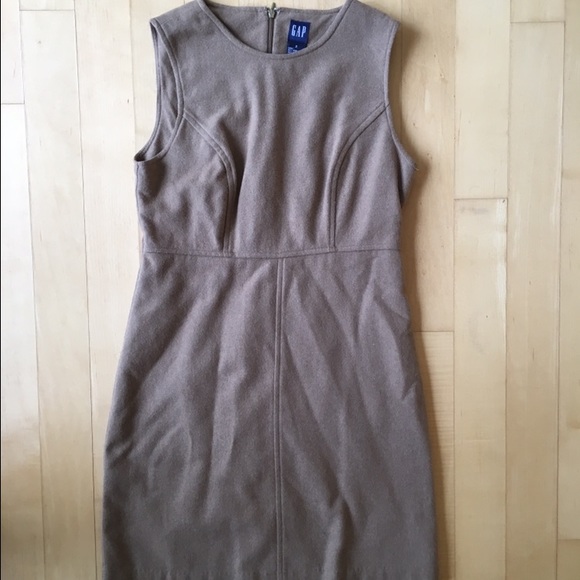 Gap wool dress. Beige-brown. Size 2.