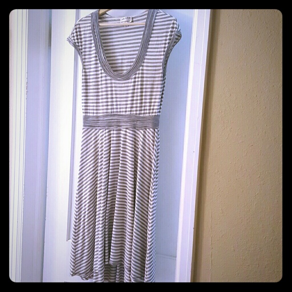 MAX STUDIO!!! Casual Dress!!!