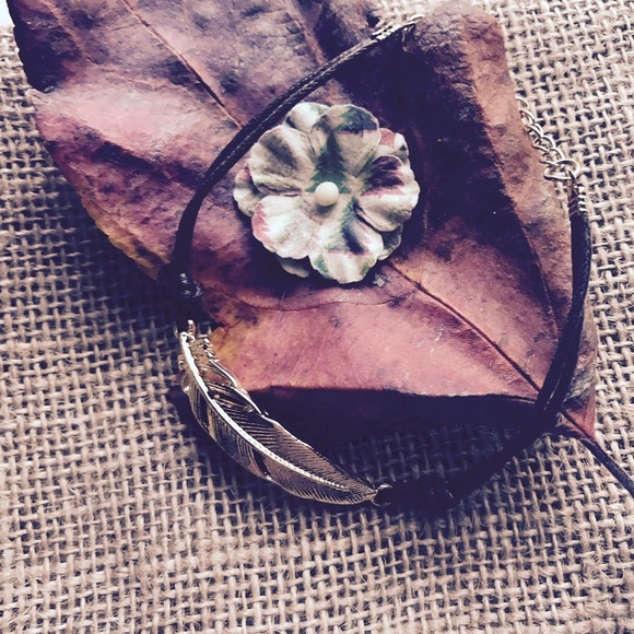 Boho Feather Bracelet - Picture 3 of 3