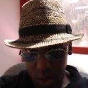 Meet your Posher, Lloyd