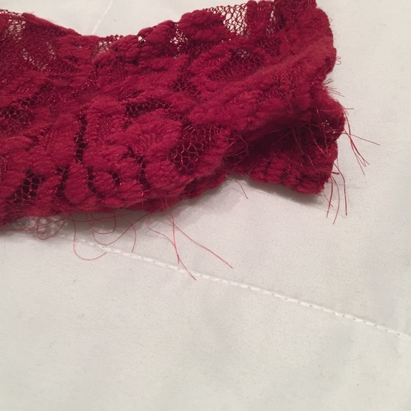 Maroon Lace long-sleeve dress - Picture 4 of 4