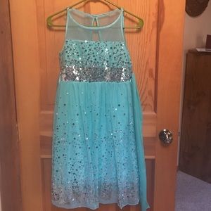 Girls size 16 special occasion dress.