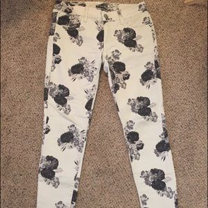 American eagle skinny pants