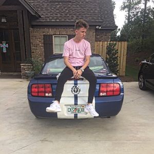 Meet your Posher, Cody