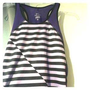 Lightweight workout tank top