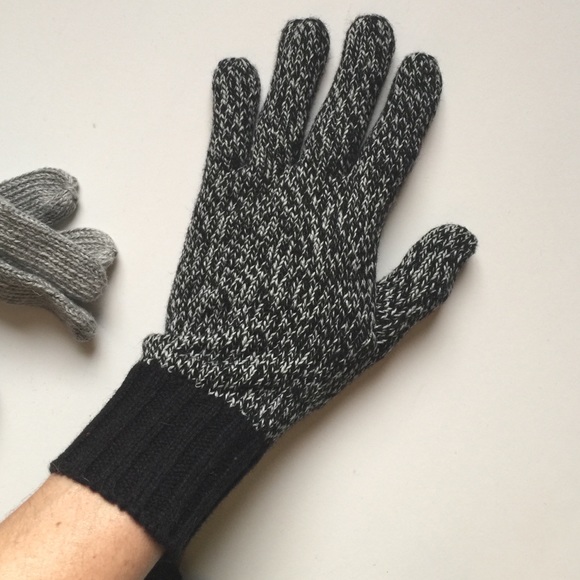 J. Crew Gloves NWT - Picture 2 of 4