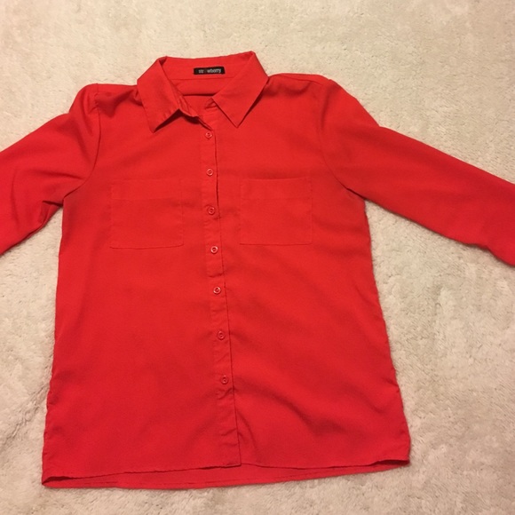 Button down - Picture 2 of 3