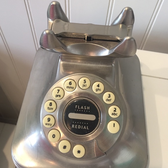 Room phone - Picture 3 of 4