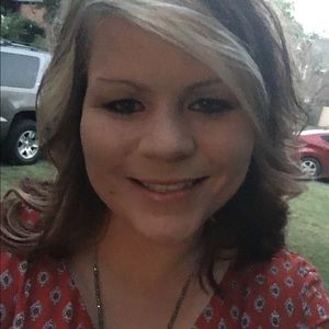 Meet your Posher, Lacy