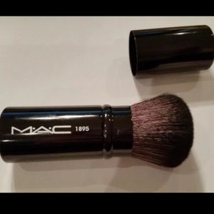 Authentic MAC brush.