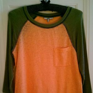 BKE long sleeve raglan t-shirt