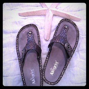 Beautiful Alegria Filp Flops!💕By PG Lite