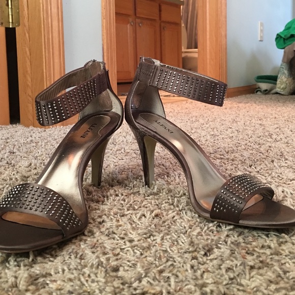 Alfari heels