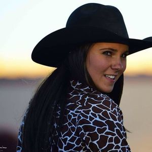 Meet your Posher, Piper