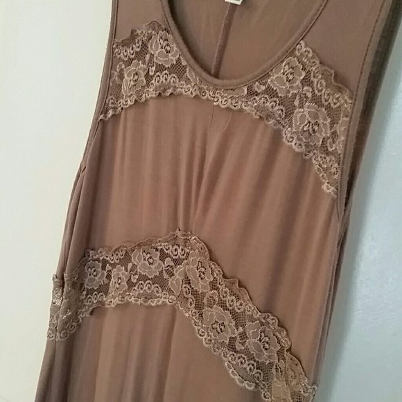 MAXI ๐
DRESS - Picture 3 of 4