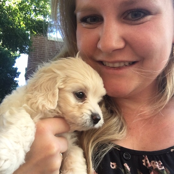 Meet your Posher, Jackie - Picture 2 of 2