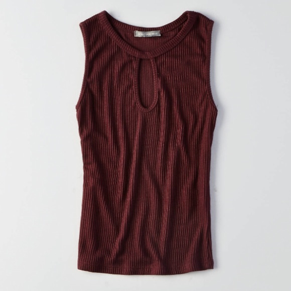 ❌DELETING SOON❌American Eagle Keyhole Tank - Picture 3 of 4