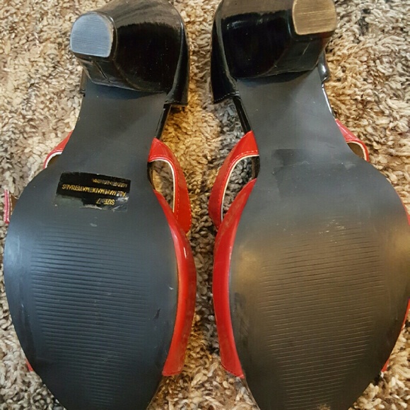 Shoes - Picture 3 of 4