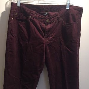 Gap wine/burgundy corduroy skinny pants