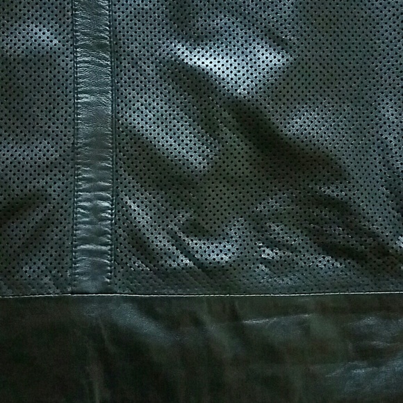 Tibi perforated leather pencil skirt size 4 NWT - Picture 4 of 4