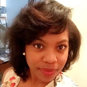 Meet your Posher, Karonesa