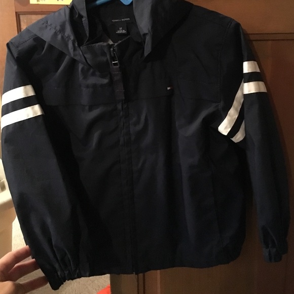 Size 3t wind breaker boys TH