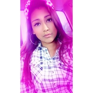 Meet your Posher, Johana