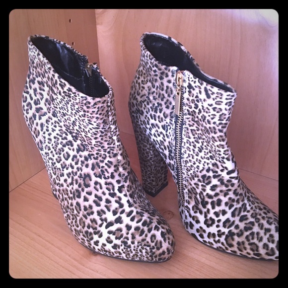 Express cheetah print booties.