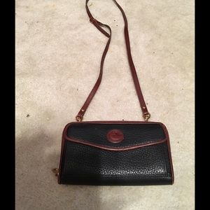 Downey cross body wallet