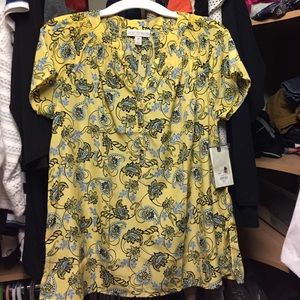 Dana Buchman top yellow and blue paisley sz medium