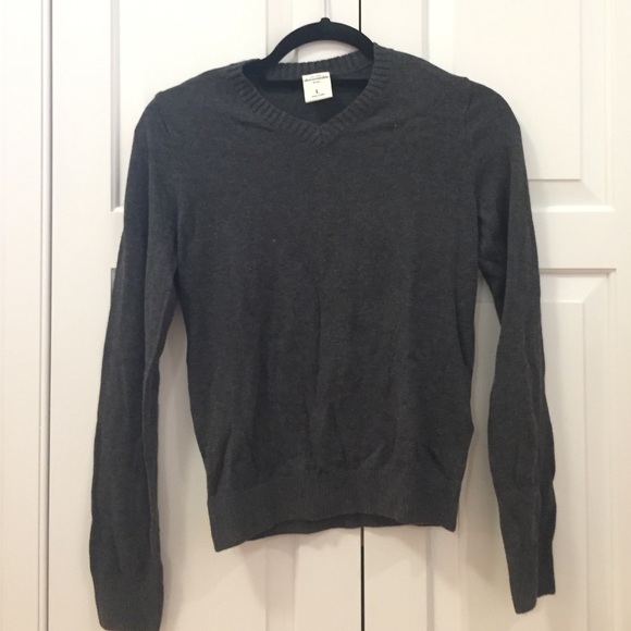 Boys large gray sweater
