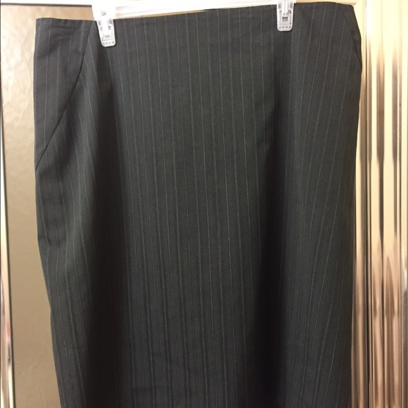 Gray and white pin stripped skirt