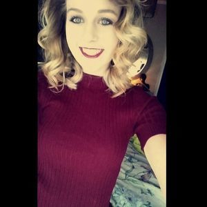 Meet your Posher, Alayna