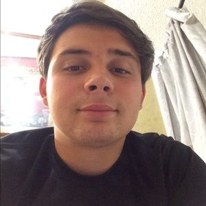 Meet your Posher, Corey