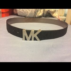 🔻SALE🔻MICHAEL KORS BELT AUTHENTIC NEW CONDITION!