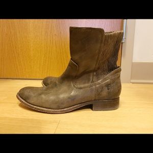 FRYE Women's Melissa Scrunch Short Boots